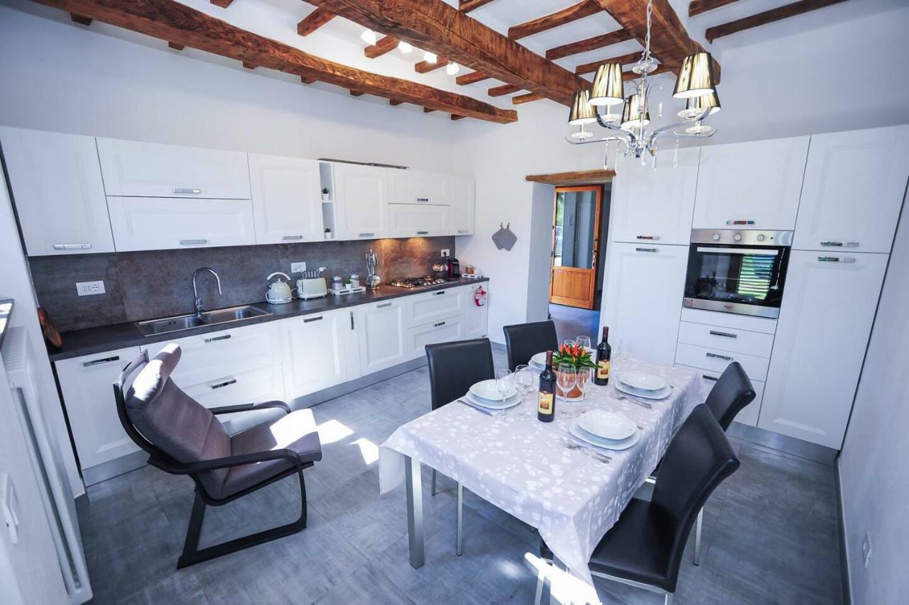 La Finestra Sul Castello Apartment อาร์ชิดอสโซ ภายนอก รูปภาพ